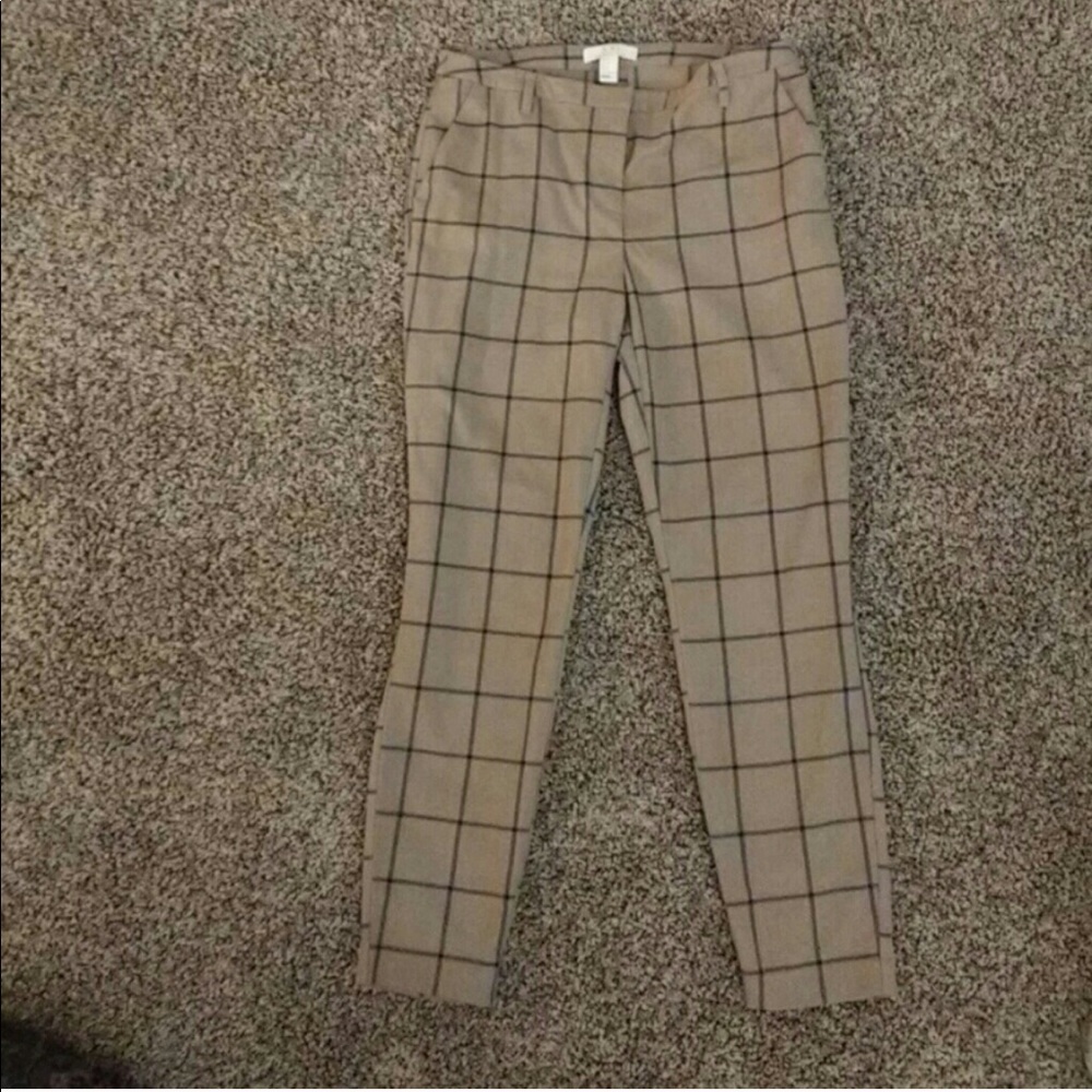 F21 Essential Grid Pattern Capris Sz 4 - image 6